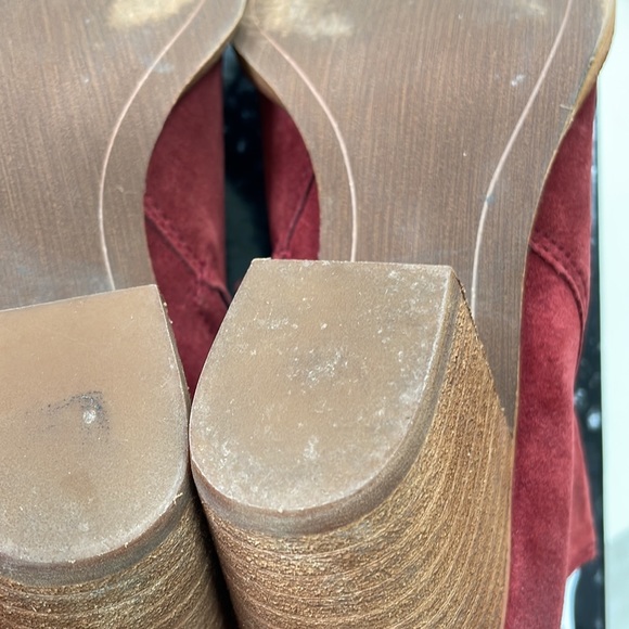 Sam Edelman Spiced Red Suede Bootie - Picture 7 of 9